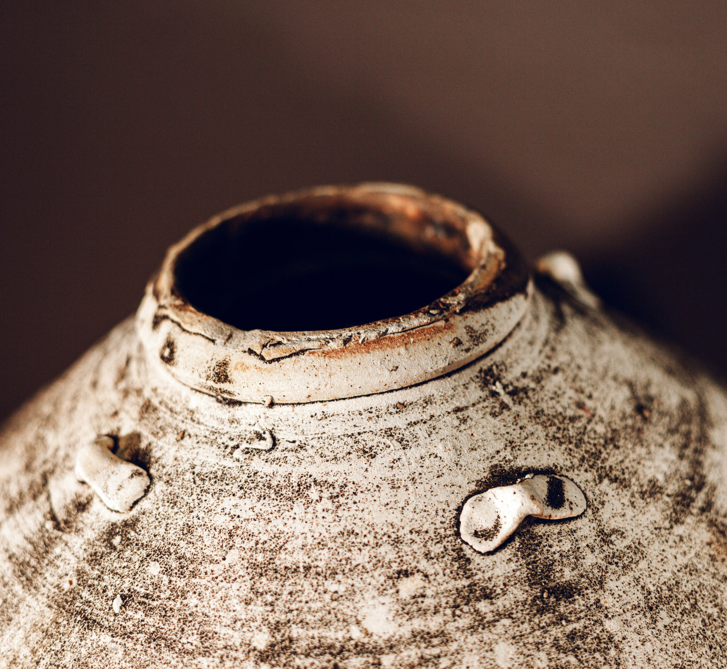 Mat terracotta song jar, Indonesia, 17th century