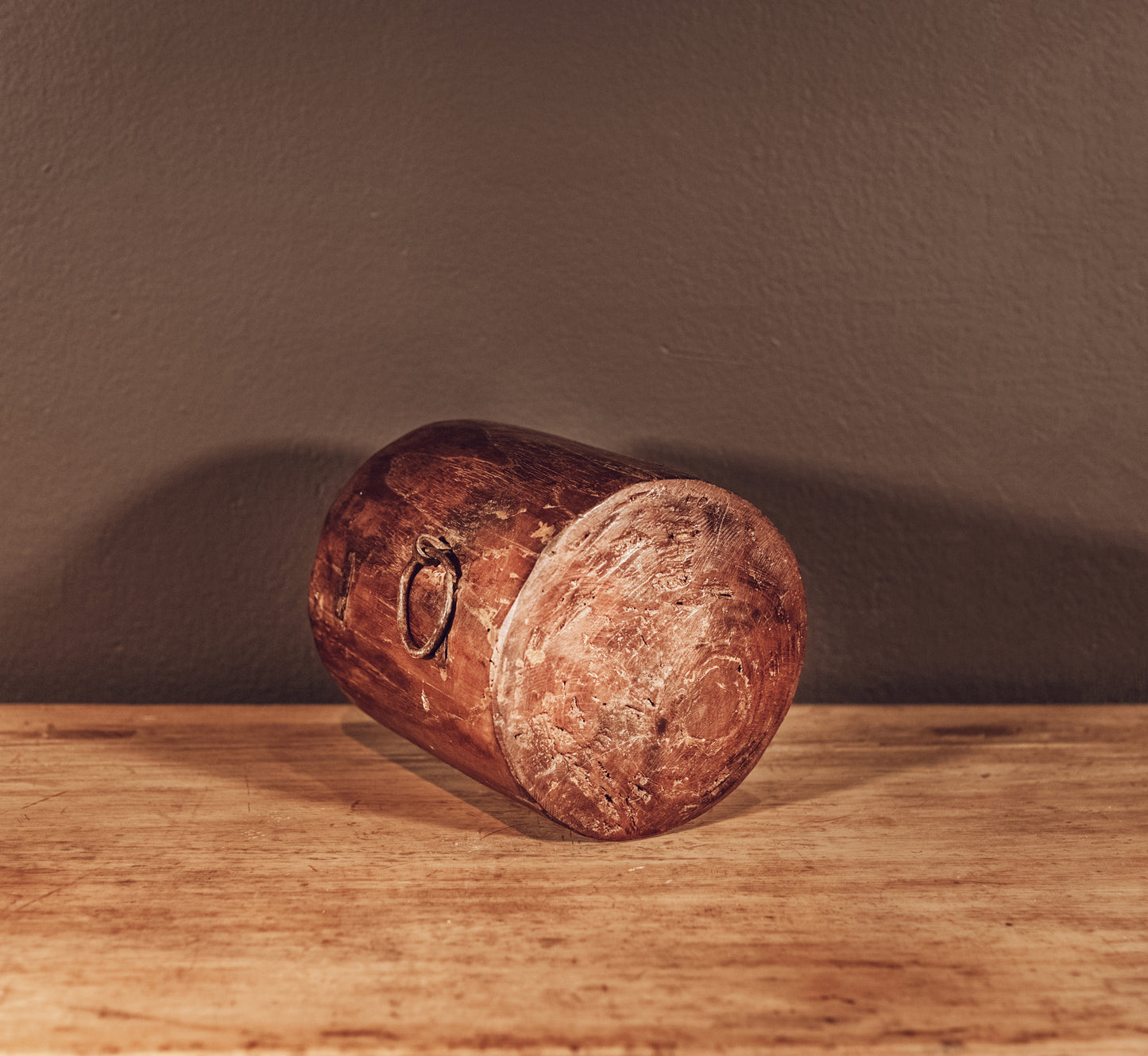 Wooden pot with ring, Nepal, 20th century